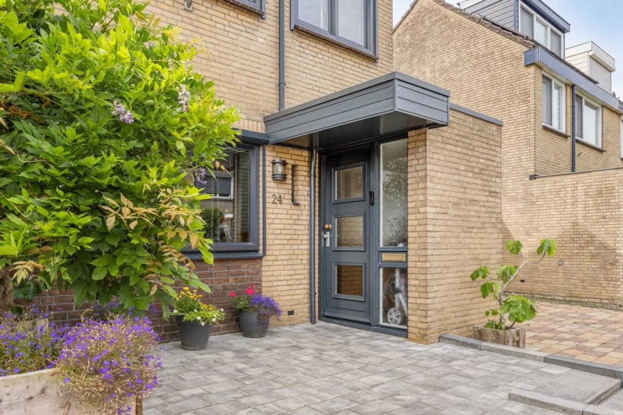 Lichte gezinswoning met 20 zonnepanelen - Afbeelding 3