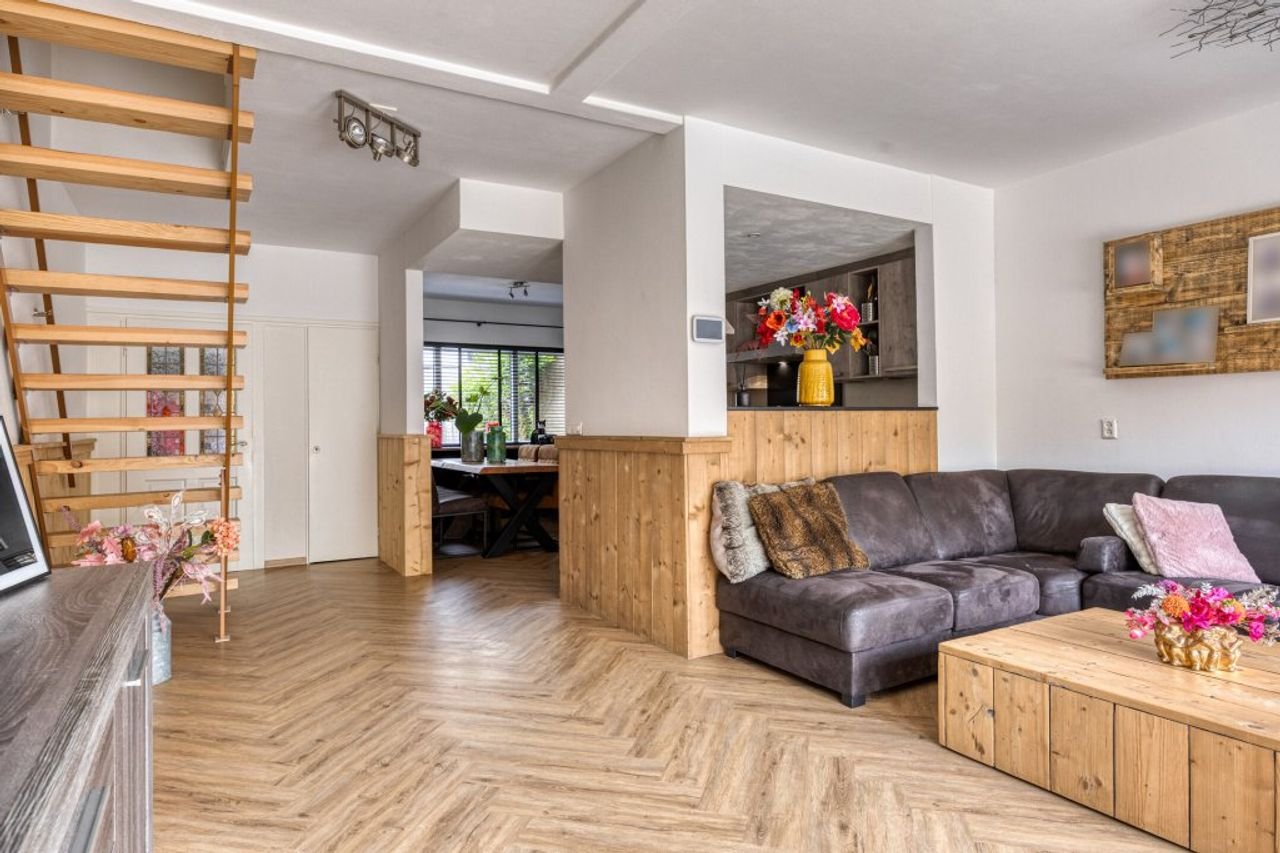 Lichte gezinswoning met 20 zonnepanelen - Afbeelding 5