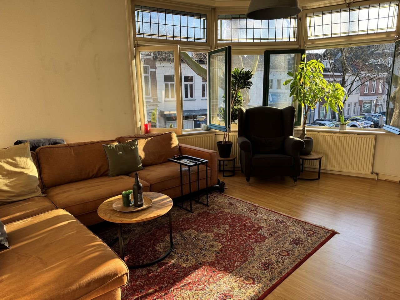 Sfeervolle bovenwoning in Breda Centrum - Afbeelding 1