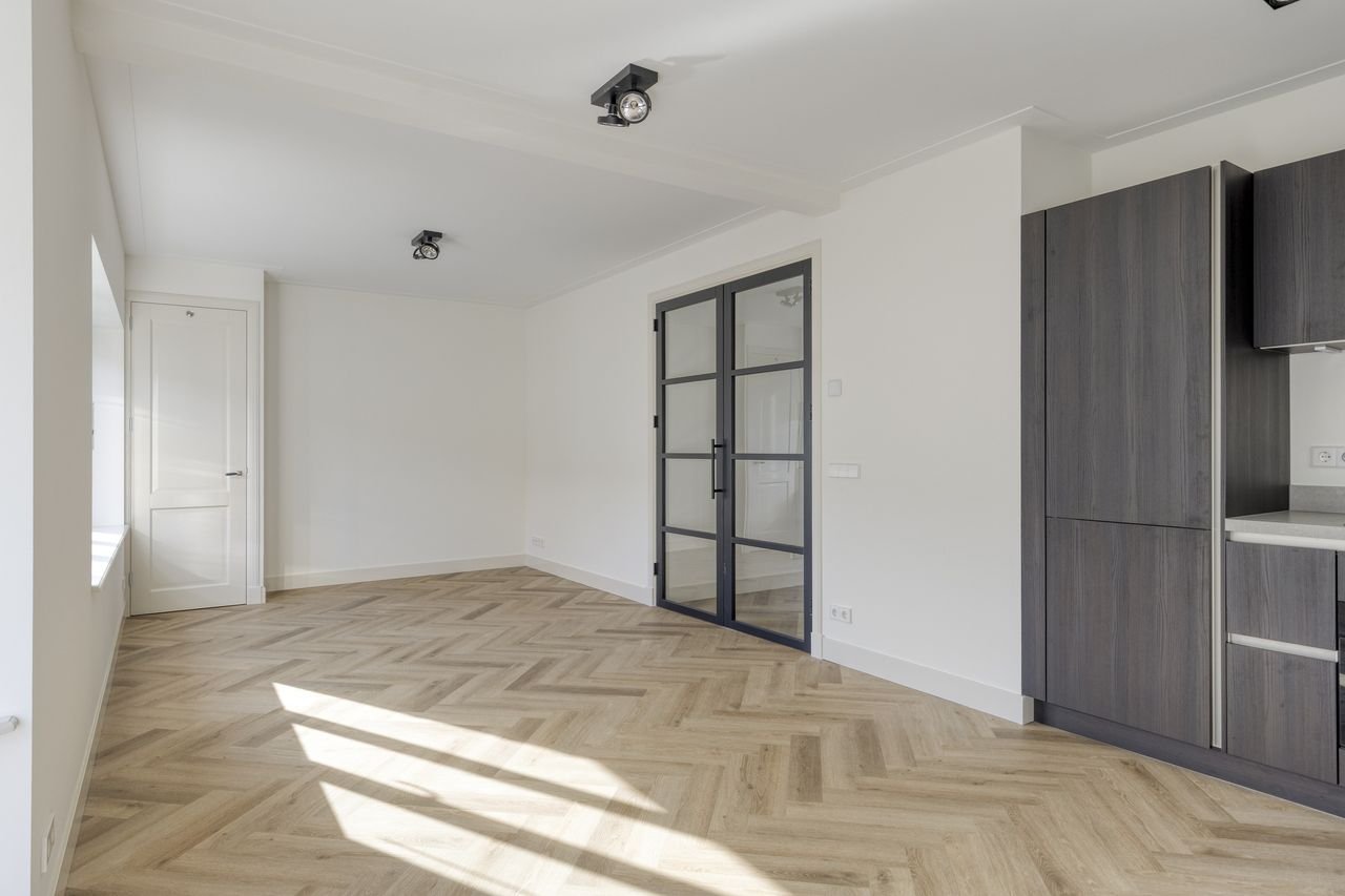 Licht appartement met luxe keuken in West - Afbeelding 5