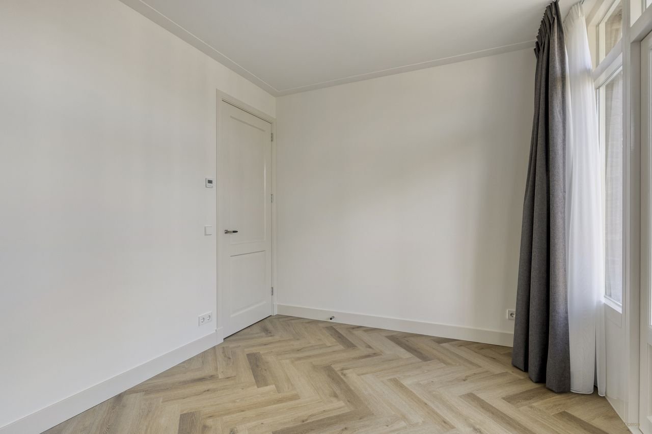 Licht appartement met luxe keuken in West - Afbeelding 13