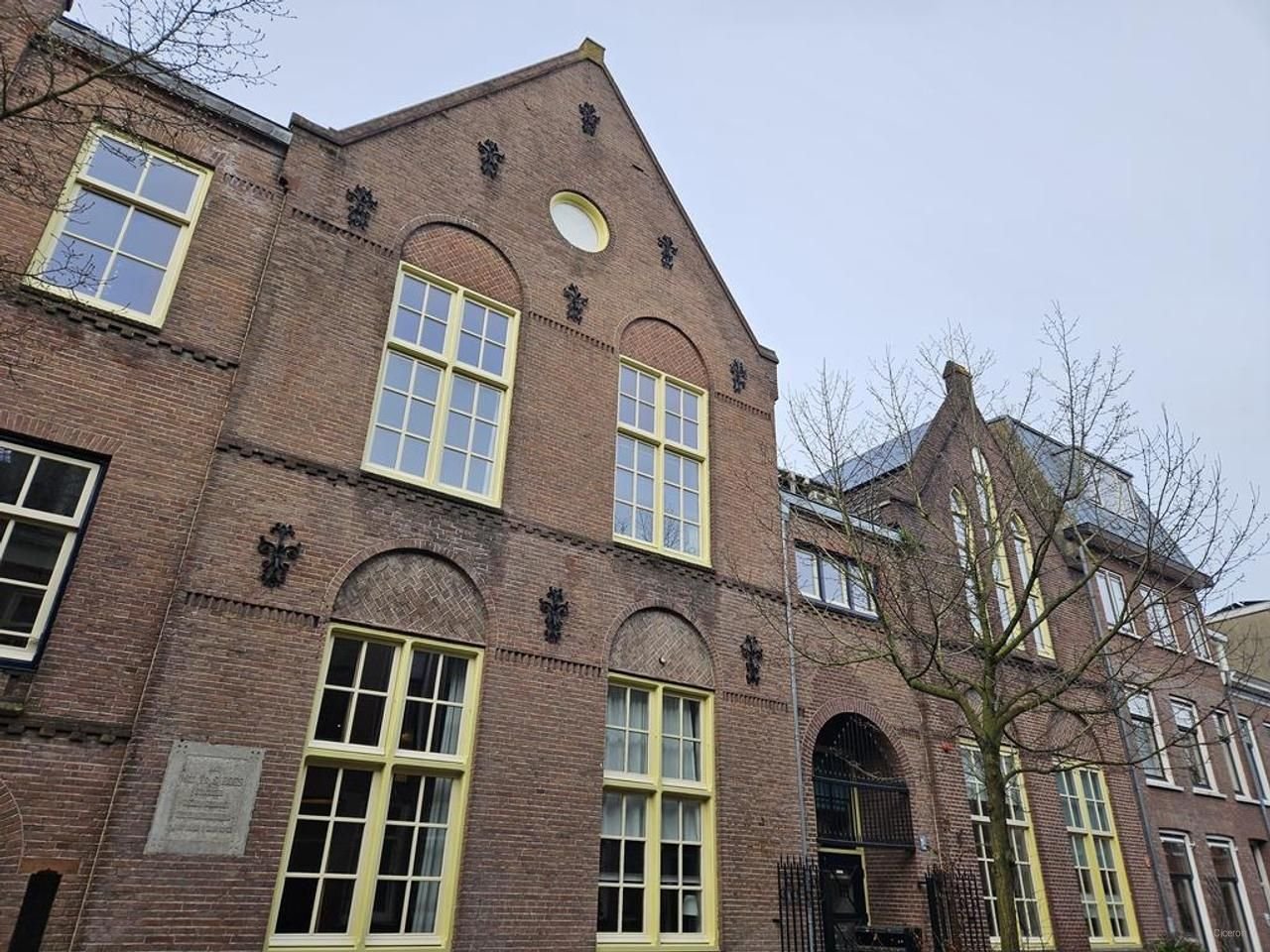 Modern wonen in schoolgebouw uit 1904 - Afbeelding 2