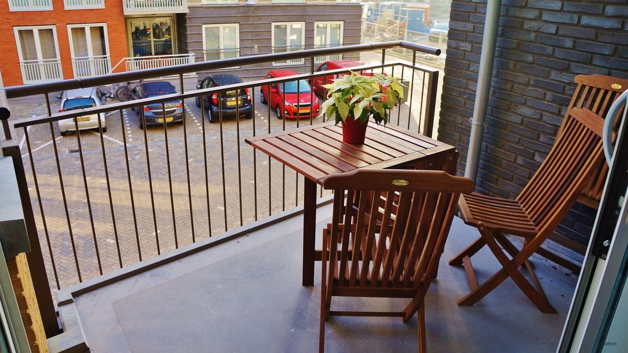 Modern appartement met balkon in Diemen - Afbeelding 9