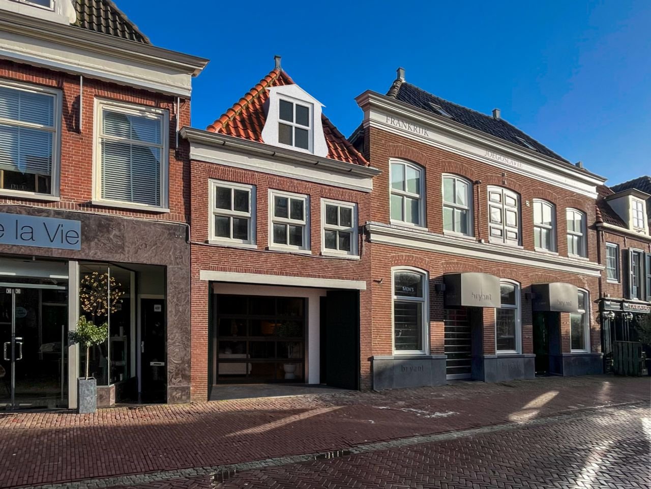 Centraal in Hoorn met terras - Afbeelding 1