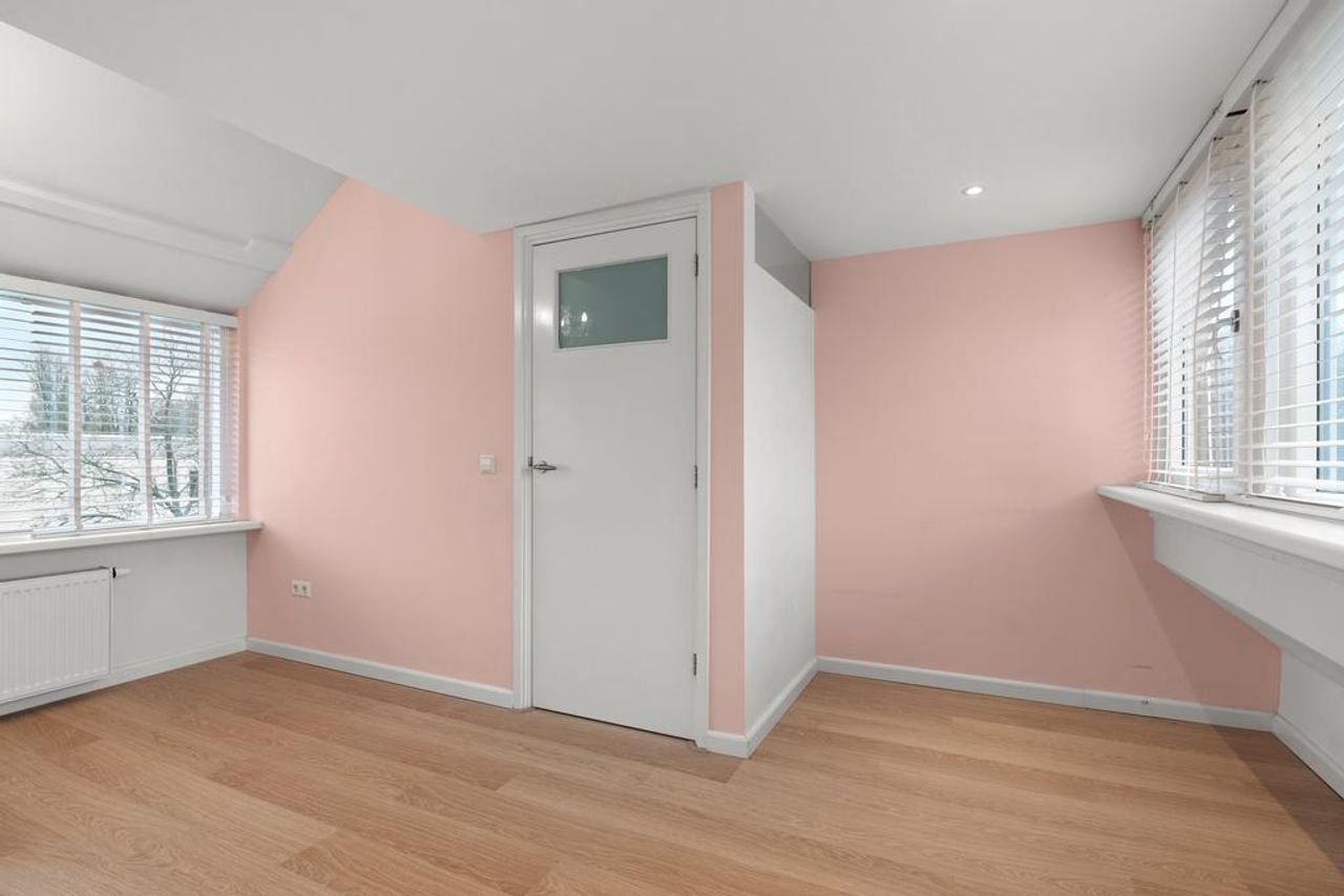 Bright family home with energy label A - Image 41