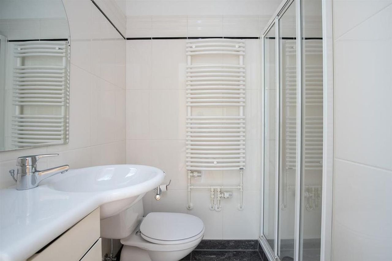 Modern appartement met lift aan het Vondelpark - Afbeelding 26