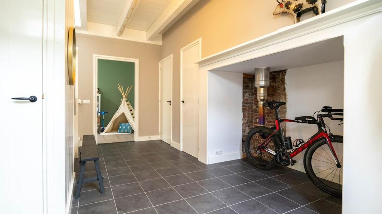 Gerenoveerde boerderijwoning met houtkachel - Afbeelding 7