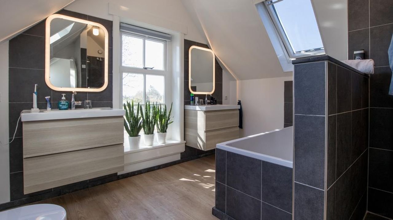 Gerenoveerde boerderijwoning met houtkachel - Afbeelding 24