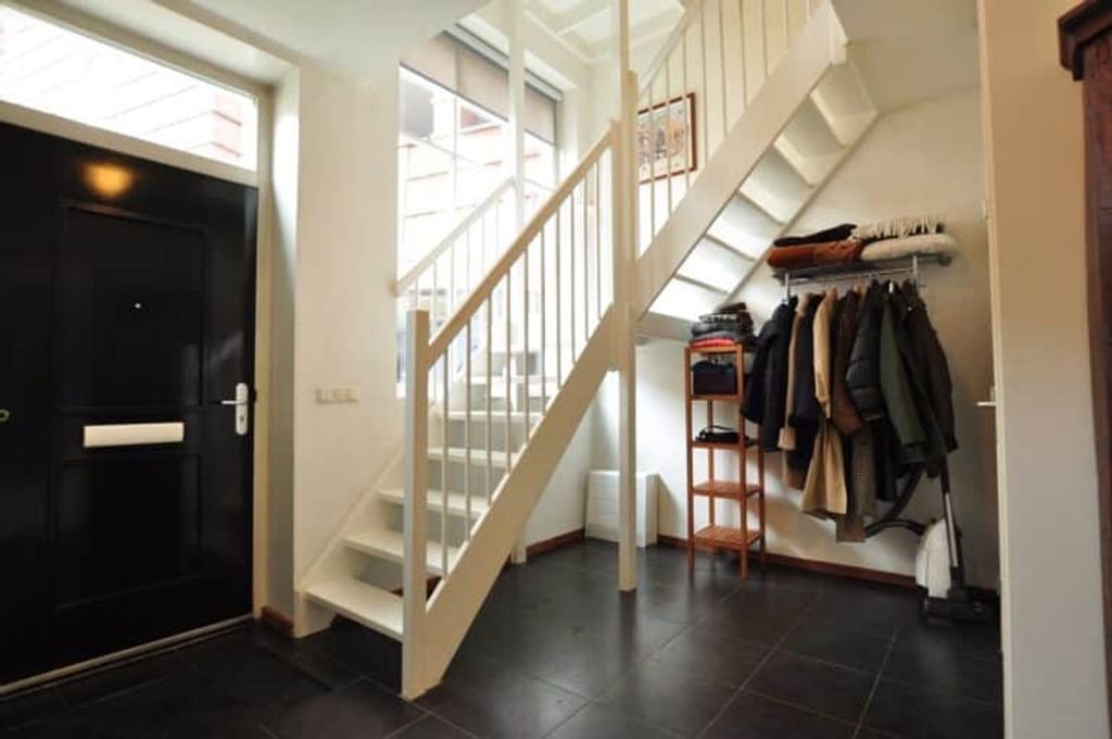 Spacious canal house in Brandevoort - Image 3