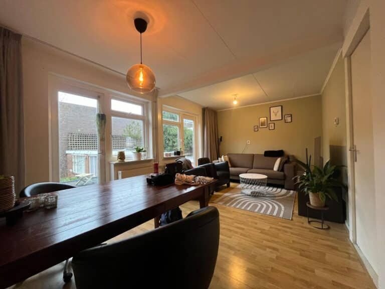 Bovenwoning met dakterras in centrum Drachten - Afbeelding 5