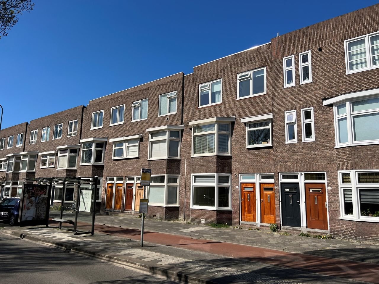 Benedenwoning met 70m2 tuin in de Oranjebuurt - Afbeelding 1