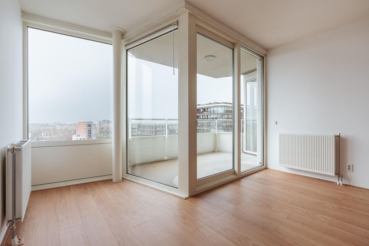 Modern appartement met balkon en lift - Afbeelding 8