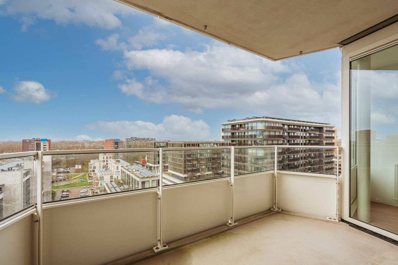 Modern appartement met balkon en lift - Afbeelding 9