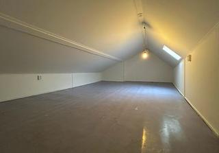 Licht 2-kamerappartement nabij centrum - Afbeelding 8