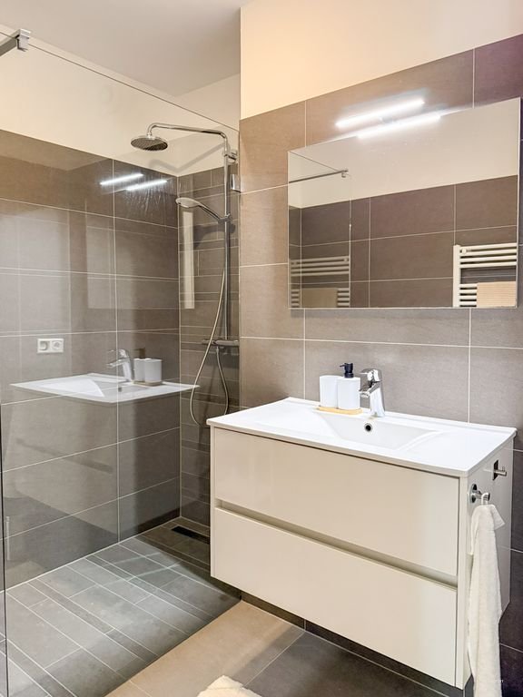 Modern appartement met 30m² tuin in Oost - Afbeelding 23