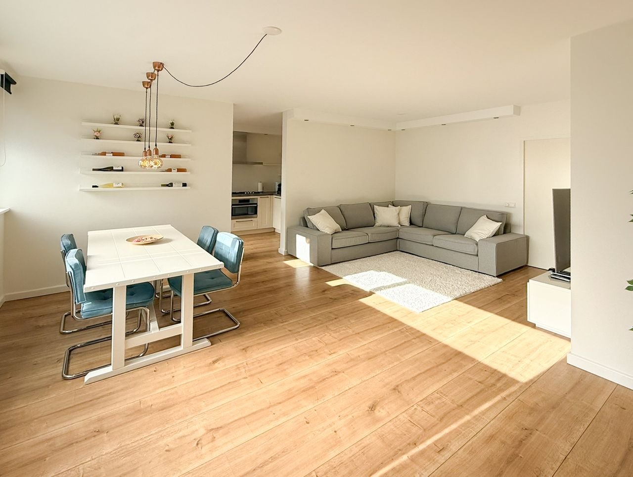 Modern appartement met 30m² tuin in Oost - Afbeelding 2