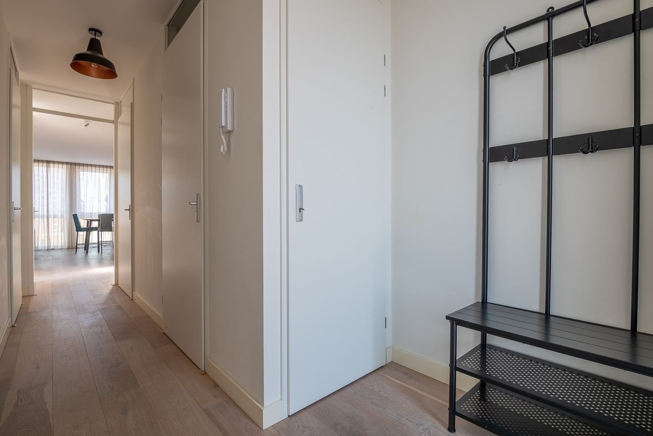 Modern appartement op de topetage met parkeerplek - Afbeelding 3