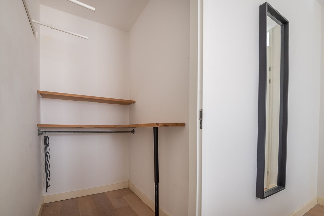 Modern appartement op de topetage met parkeerplek - Afbeelding 12