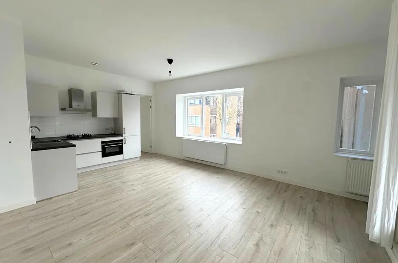 Sustainable 2-bedroom apartment in the city center - Image 2