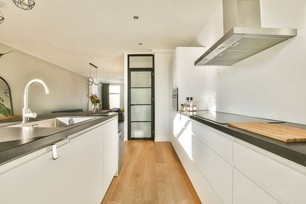 Licht dubbel bovenhuis (104m²) in De Pijp - Afbeelding 13