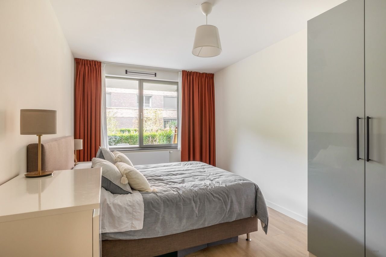 Ground-floor apartment with terrace and private parking - Image 12