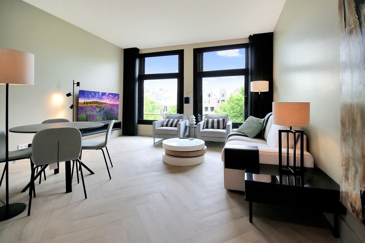 Gerenoveerd monument met dakterras - Afbeelding 2