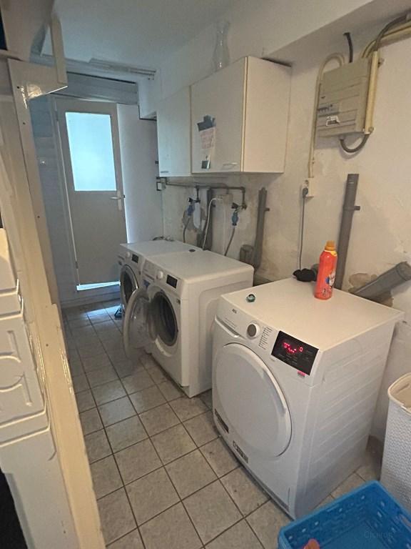 Student Room with Sink in Velp - Image 9