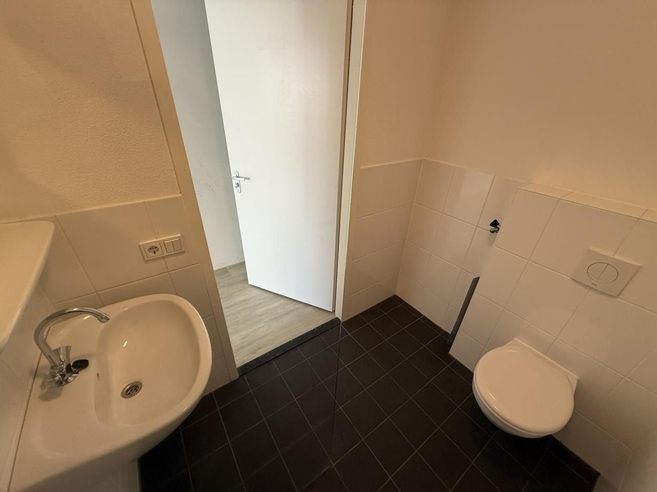 Moderne studio van 28m² in Nieuw-West - Afbeelding 11