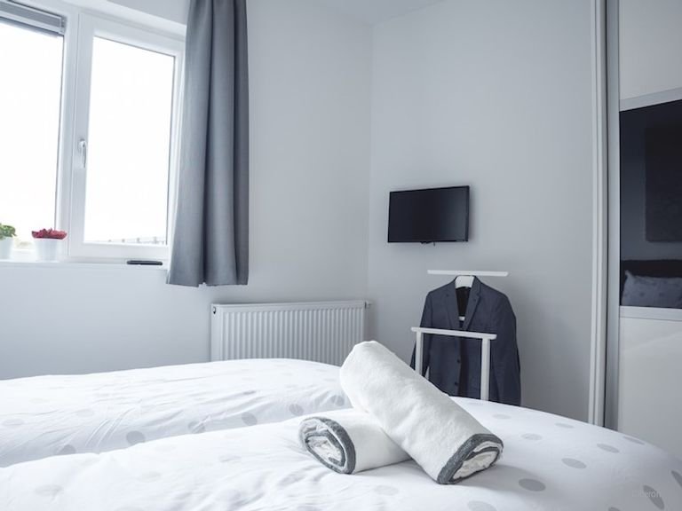 Modern short-stay appartement met parking - Afbeelding 19