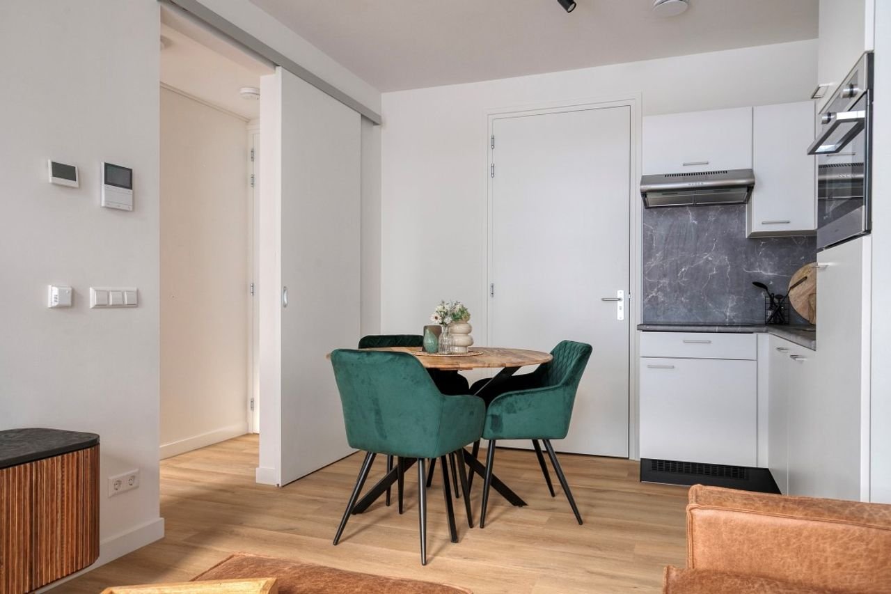 Gemeubileerd 2-kamerappartement in hartje Tilburg - Afbeelding 2