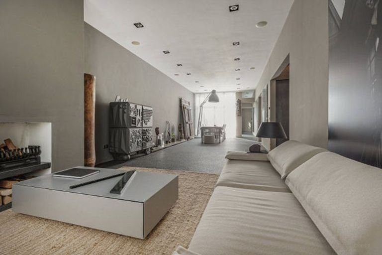 Speels ingedeelde woning met patio - Afbeelding 1