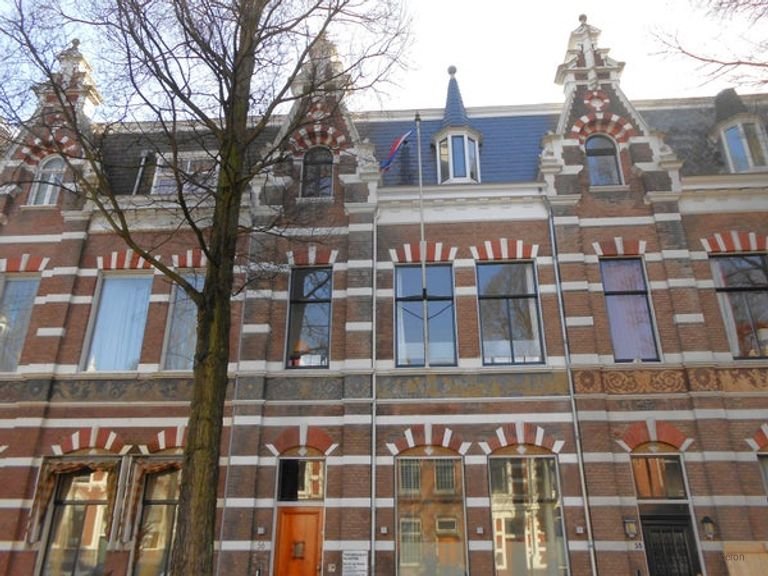 Appartement met ligbad aan de Groot Hertoginnelaan - Afbeelding 1