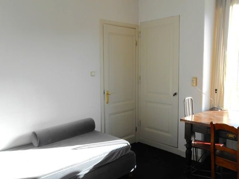 Appartement met ligbad aan de Groot Hertoginnelaan - Afbeelding 5