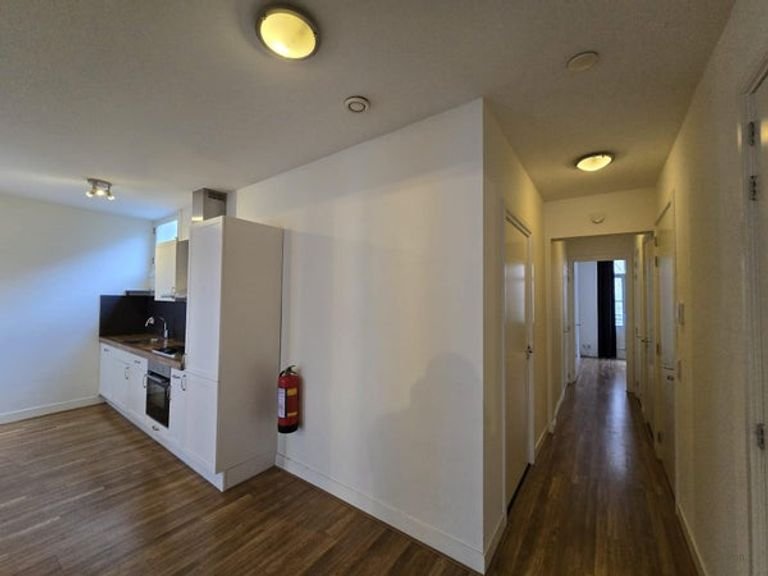 Spacious apartment (137 m²) in the center of The Hague - Image 13