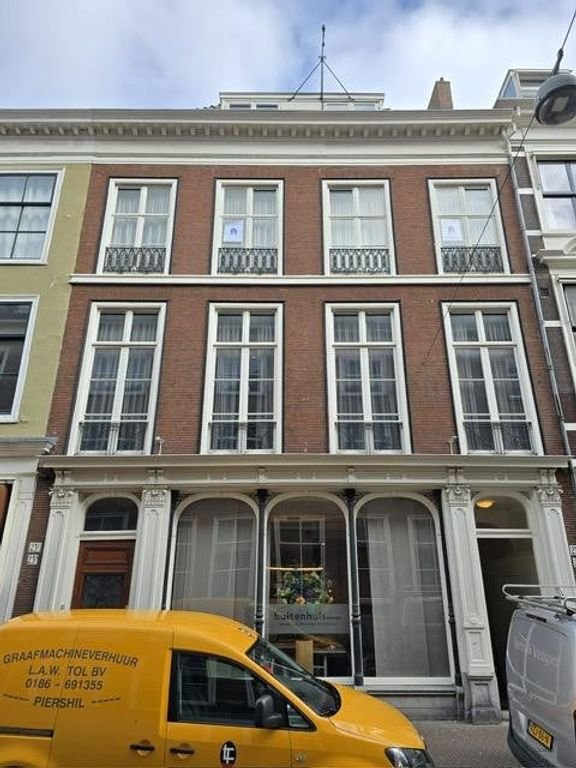 Spacious apartment (137 m²) in the center of The Hague - Image 2