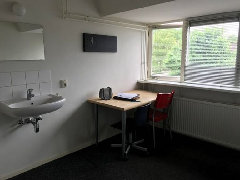Nice student room in Woensel-West - Image 3