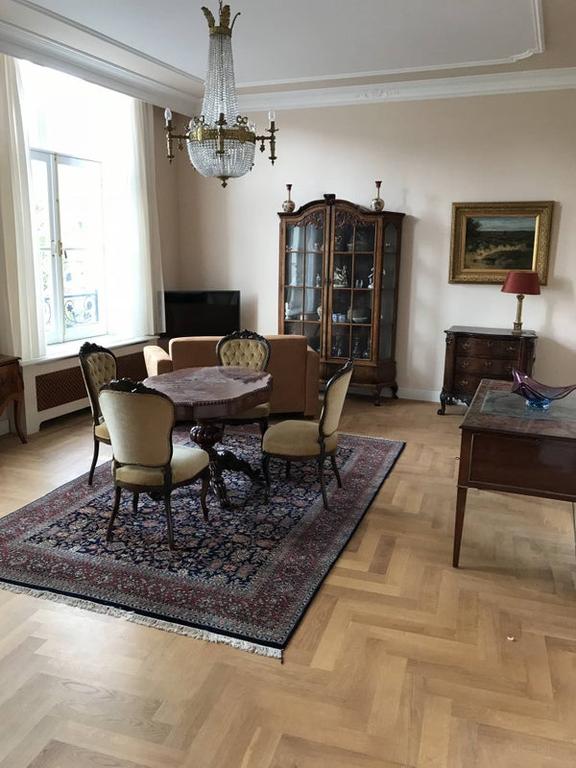 120 m² living space on the Rapenburg - Image 24