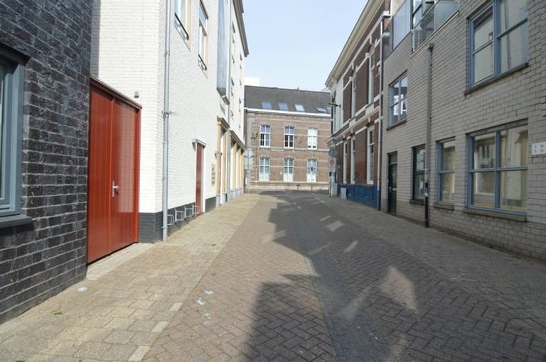 Studio met aparte slaaphoek in Breda Centrum - Afbeelding 5