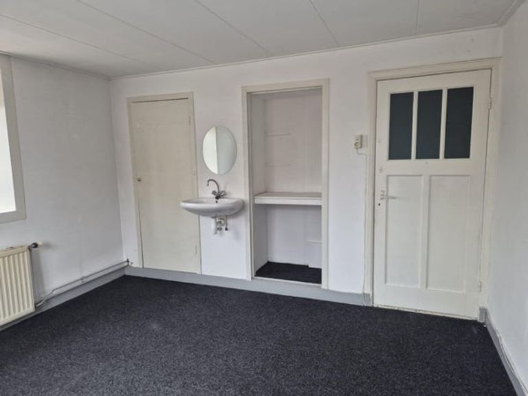 Two bright rooms in leafy Groenekan - Image 12