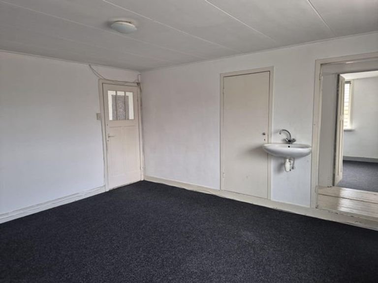 Two bright rooms in leafy Groenekan - Image 10