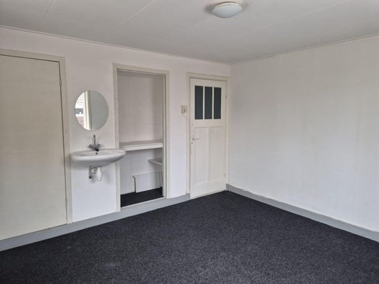 Two bright rooms in leafy Groenekan - Image 11