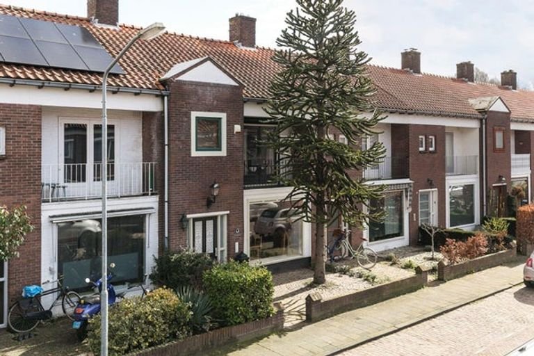 Ruim wonen (155 m²) aan de Jadestraat - Afbeelding 1