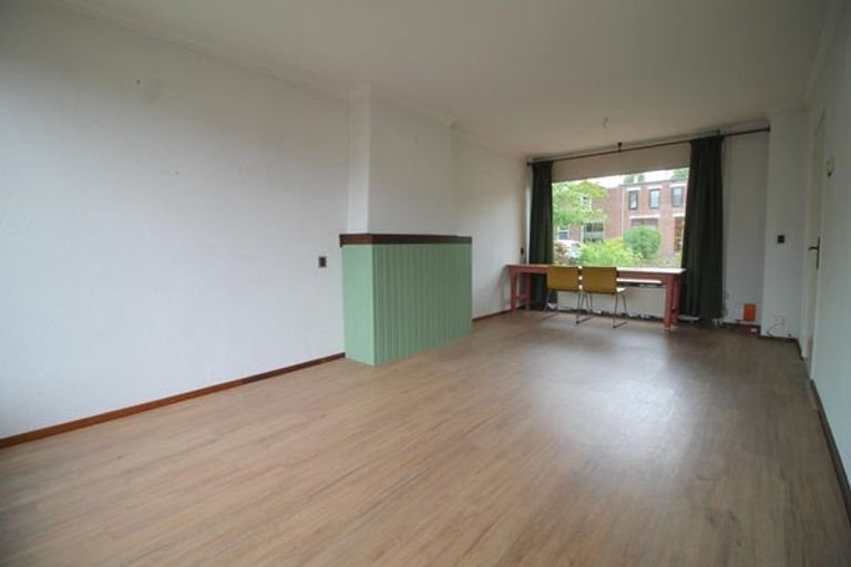 Spacious house with garden in quiet Dorst - Image 2