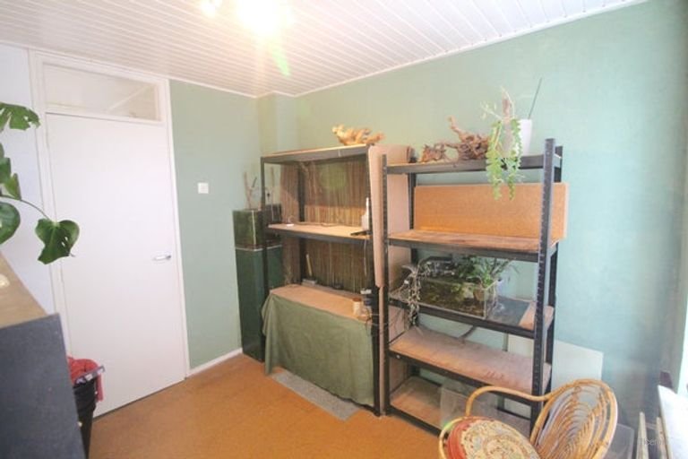 Spacious house with garden in quiet Dorst - Image 13