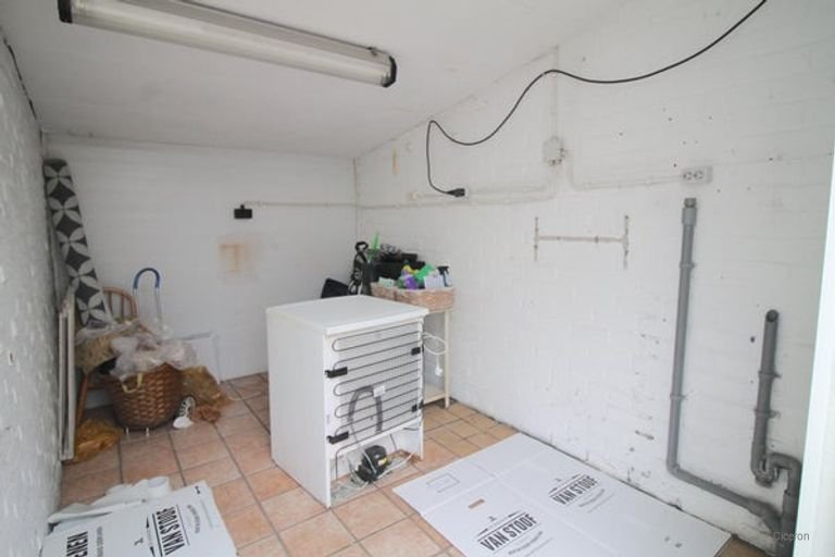 Spacious house with garden in quiet Dorst - Image 19