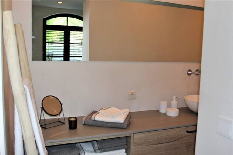 Royale studio met tuin in Ulvenhout - Afbeelding 12