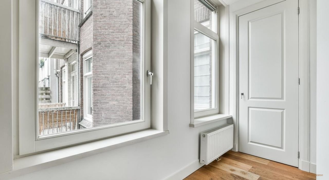 Gerenoveerd appartement met twee balkons in De Pijp - Afbeelding 22