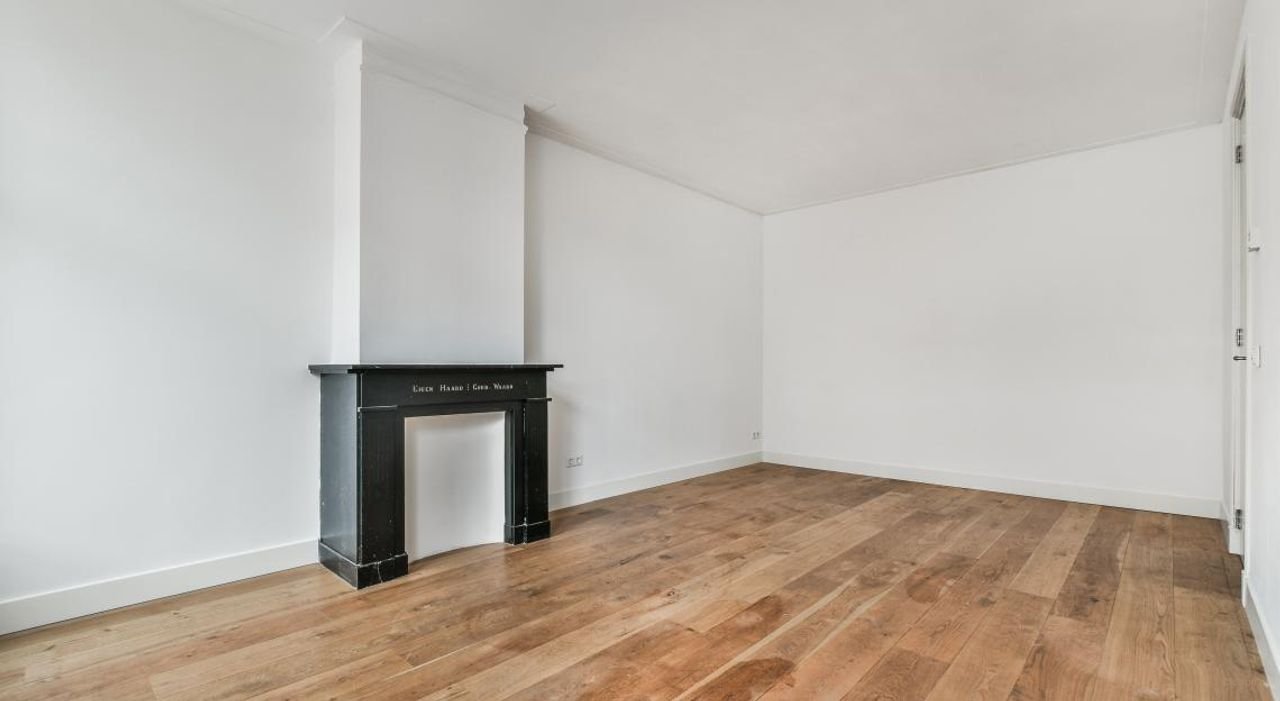 Gerenoveerd appartement met twee balkons in De Pijp - Afbeelding 7