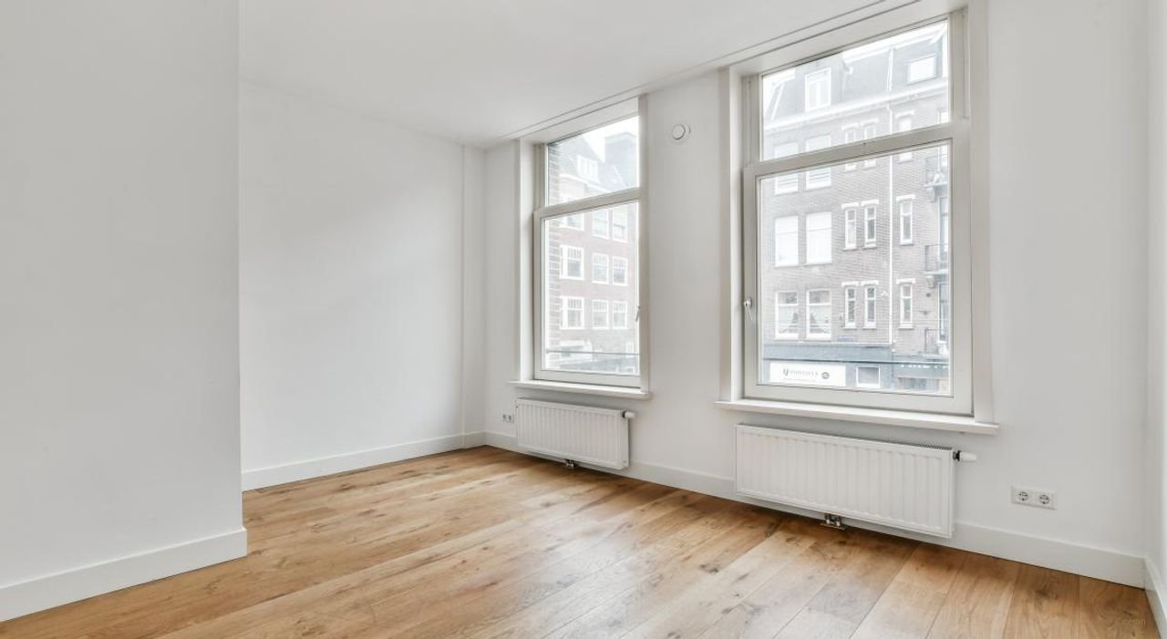 Gerenoveerd appartement met twee balkons in De Pijp - Afbeelding 25