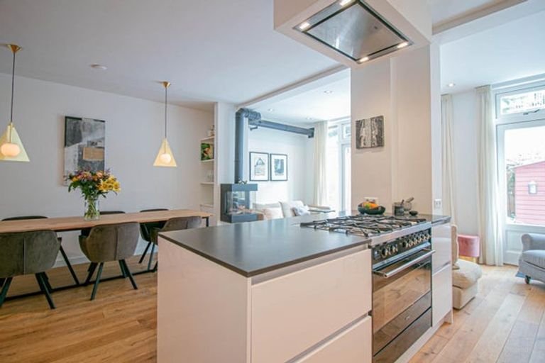 Benedenwoning met riante tuin in De Baarsjes - Afbeelding 3